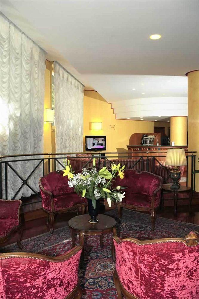 De Paris Hotel